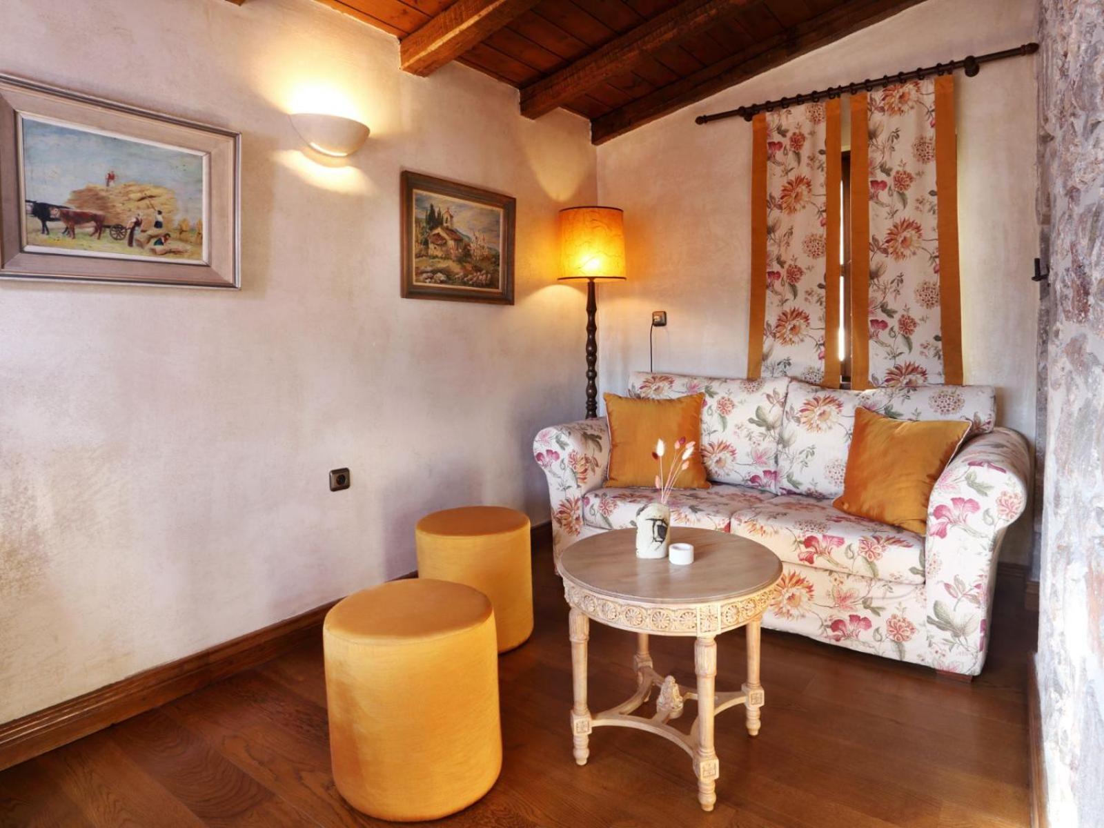 Lousiou Nymphes Escape Suites Dimitsana Exteriör bild